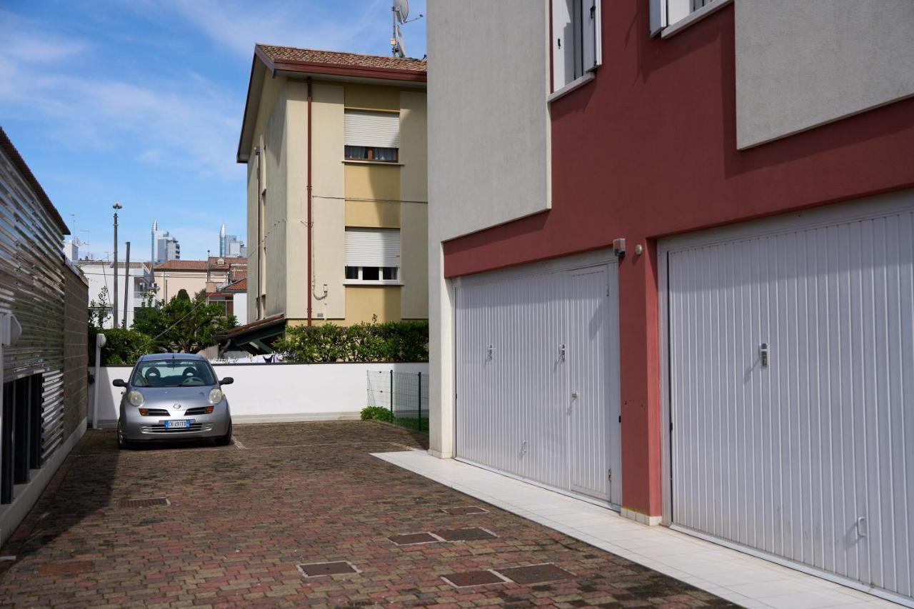 Appartamento Nico Per Famiglie-Lido Di Jesolo-Piazza Trieste Екстериор снимка