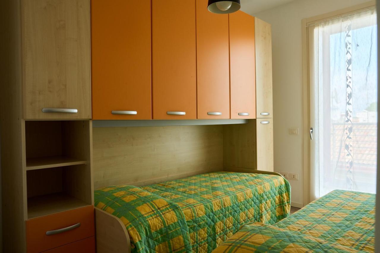 Appartamento Nico Per Famiglie-Lido Di Jesolo-Piazza Trieste Екстериор снимка